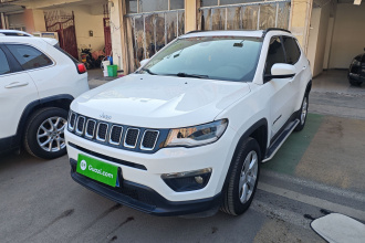 Jeep 指南者 2017款 200T 自动家享四驱版