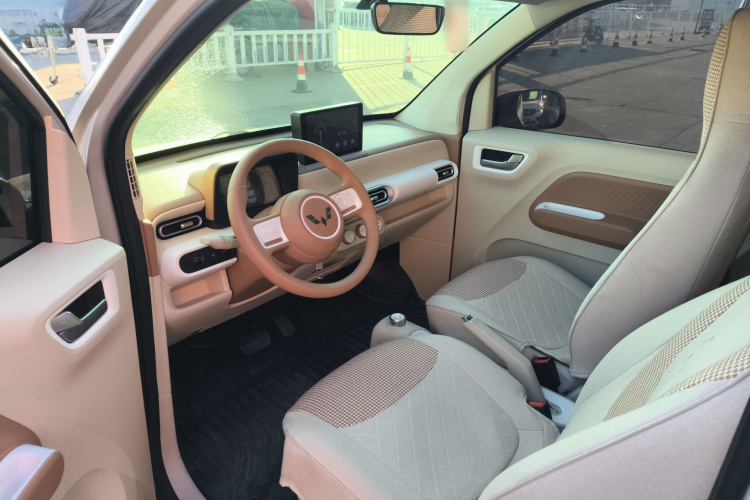 五菱汽车 宏光MINIEV 2024款 第三代 215km 青春版中控内饰7003