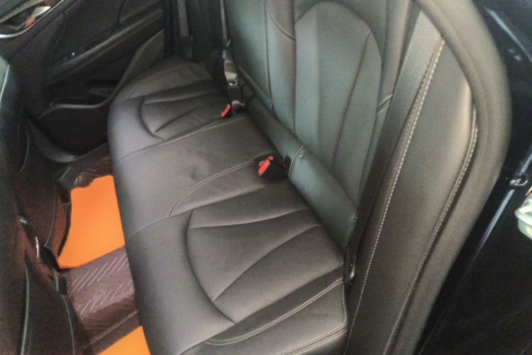 别克 君越 2022款 552T 豪华型中控内饰7004