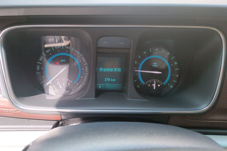 别克GL8 2014款 3.0L XT豪华商务旗舰版局部细节14
