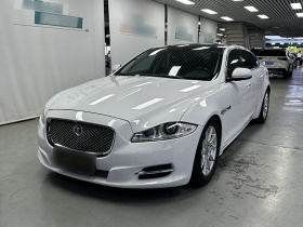 捷豹XJ 2015款  XJL 3.0 SC 两驱全景商务版