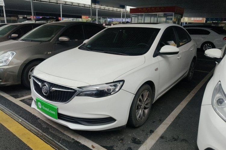 别克 英朗 2021款 改款 1.3T 自动轻混动精英型车身外观4