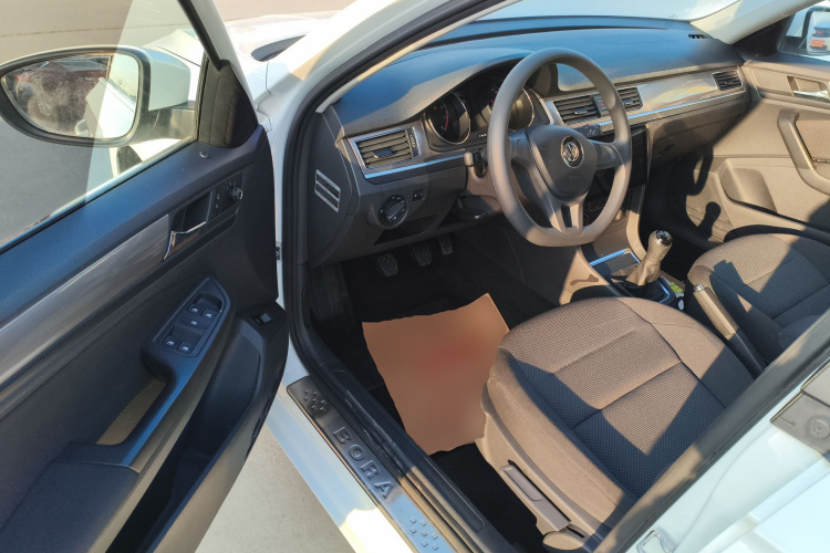 大众 宝来 2016款 1.6L 手动时尚型中控内饰7003