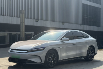 比亚迪 汉 2025款 DM-i 125KM尊荣型