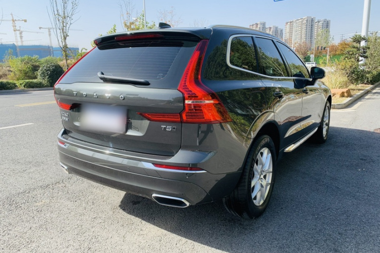 沃尔沃XC60 2021款 T5 四驱智逸豪华版车身外观6001