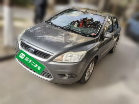 福特 福克斯 2011款 三厢 2.0L 自动豪华型