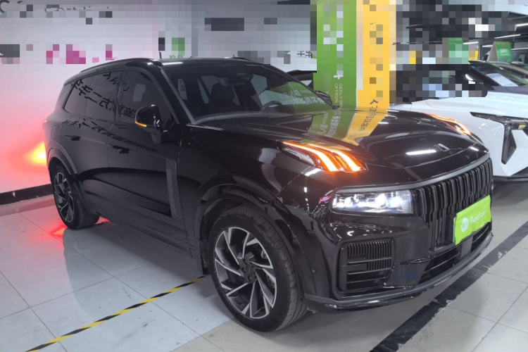 领克09 EM-P 2021款 2.0T PHEV Halo 六座车身外观3