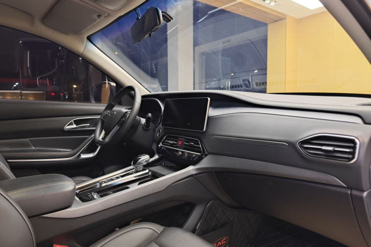 江汽集团 嘉悦X7 2020款 1.5TGDI 自动超越型中控内饰7002