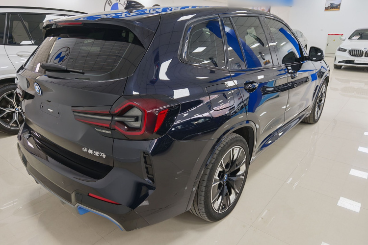 宝马iX3 2022款 创领型车身外观6003