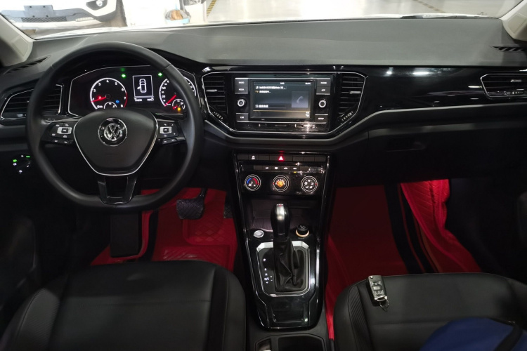 大众 T-ROC探歌 2018款 280TSI DSG两驱舒适型 国V中控内饰12