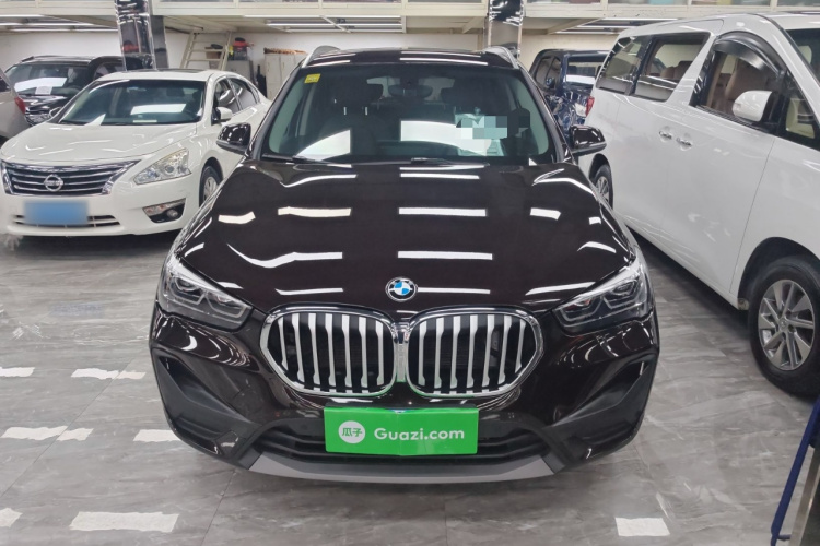 宝马X1 2021款 sDrive25Li 领先型车身外观2