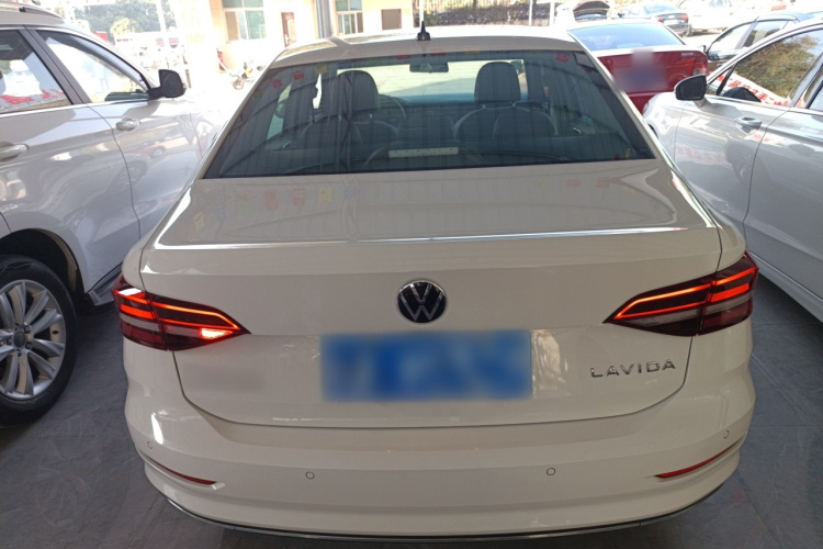 大众 朗逸 2022款 1.5L 自动舒适版车身外观6