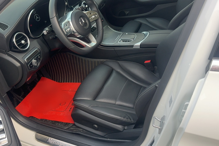 奔驰C级 2021款 C 260 L 运动版中控内饰7001