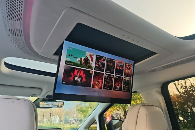 小鹏X9 2025款 740超长续航 Max局部细节22