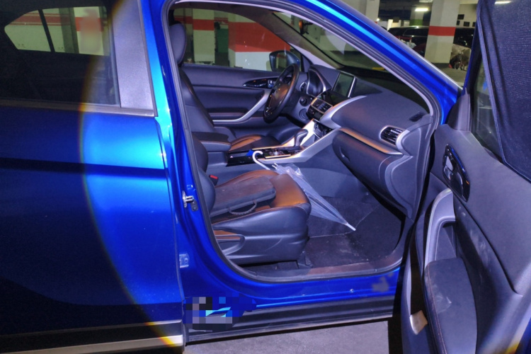 三菱 奕歌 2018款 1.5T CVT两驱信念版局部细节9005