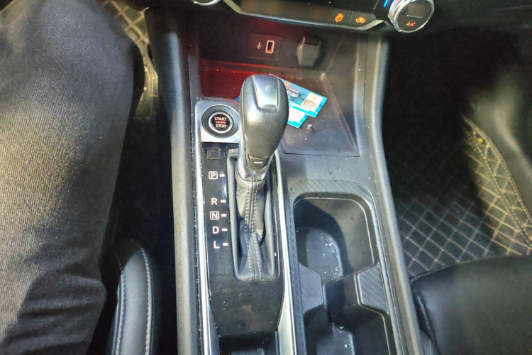 日产 轩逸 2021款 1.6L XL CVT悦享版局部细节18