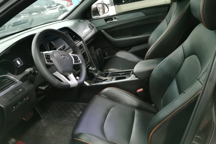 现代 索纳塔 2015款 1.6T GLS智能型中控内饰19