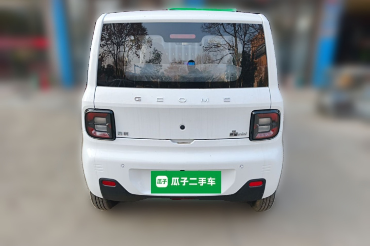 吉利银河 2024款 熊猫mini 200km 耐力熊车身外观6