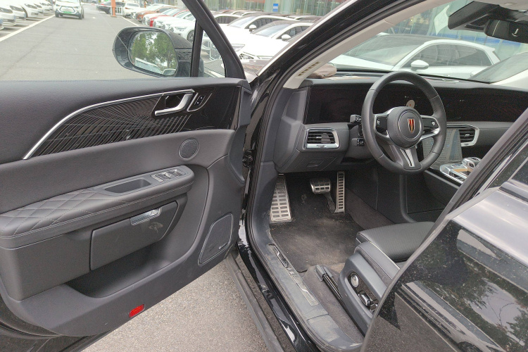 红旗E-HS9 2021款 460km 旗享版 六座中控内饰7003