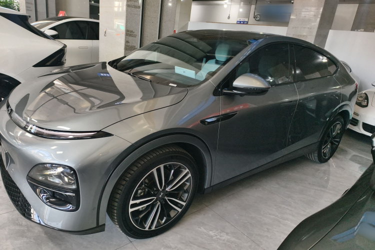 小鹏G6 2023款 700 四驱性能 Max车身外观4