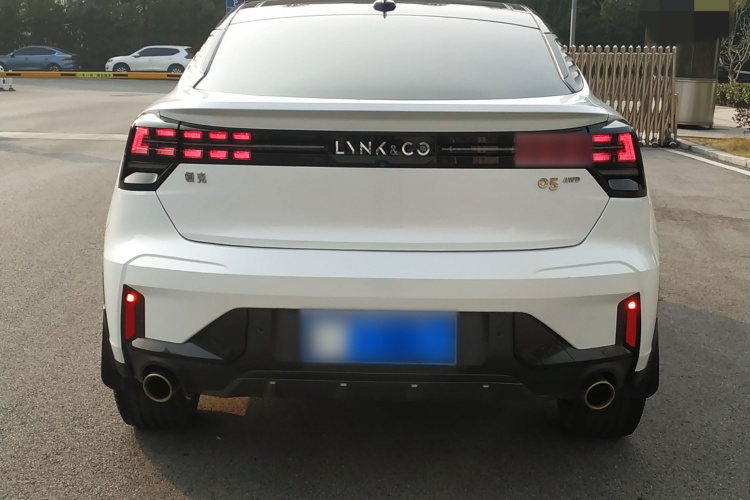 领克05 2020款 2.0TD 四驱劲Halo车身外观6004