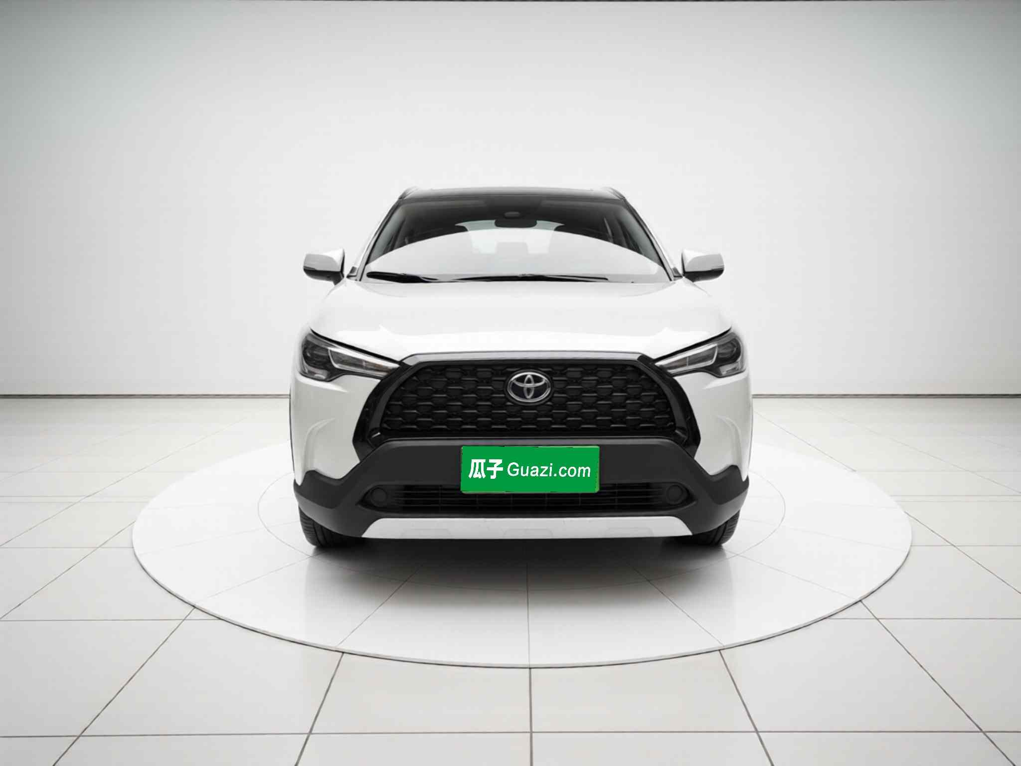 丰田 卡罗拉锐放 2024款 2.0L 先锋版(1)