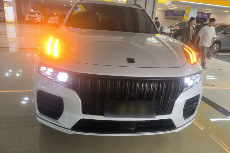 领克09 2021款 2.0T Halo 六座车身外观2