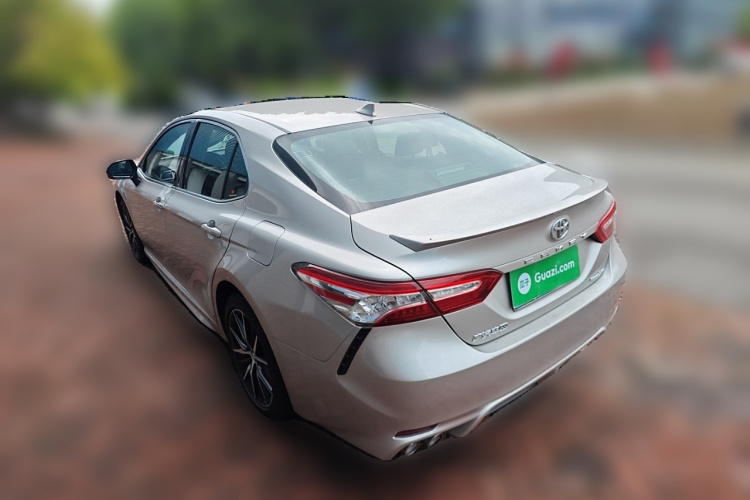 丰田 凯美瑞 2021款 2.0S 锋尚版车身外观6003