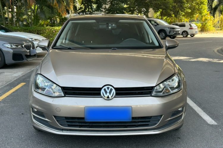 大众 高尔夫 2016款 230TSI 自动舒适型车身外观6006