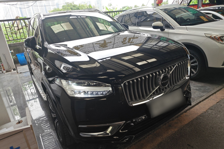 沃尔沃XC90 2022款 B6 智逸豪华版 7座车身外观3