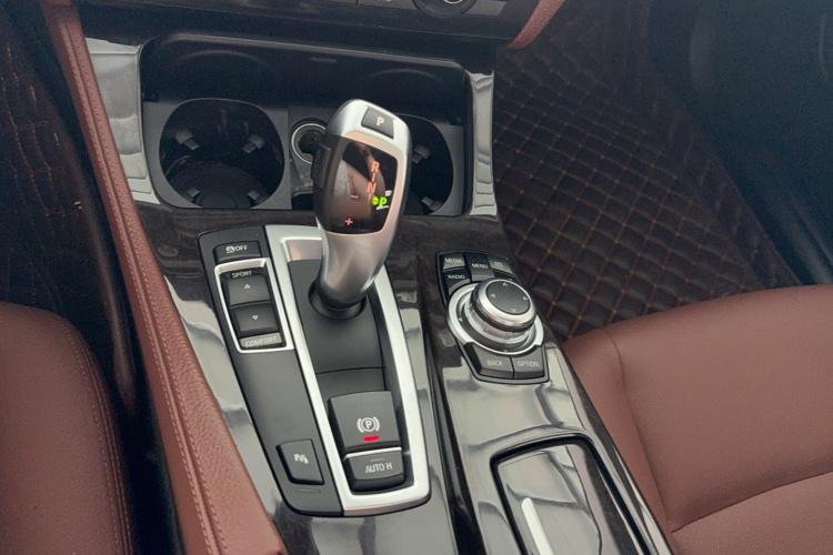 宝马5系 2017款 525Li 领先型局部细节18