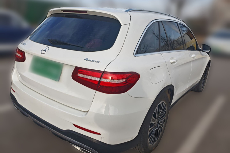 奔驰GLC 2019款 GLC 260 4MATIC 动感型车身外观7