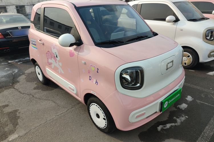 奔腾小马 2025款 222km 灵动马车身外观3