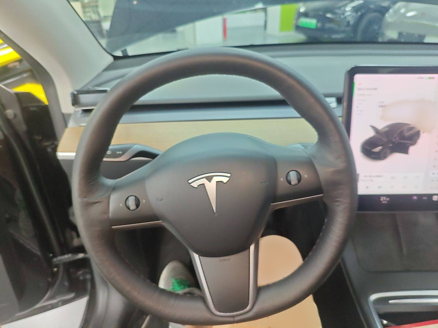 特斯拉 Model Y 2021款 标准续航后驱版