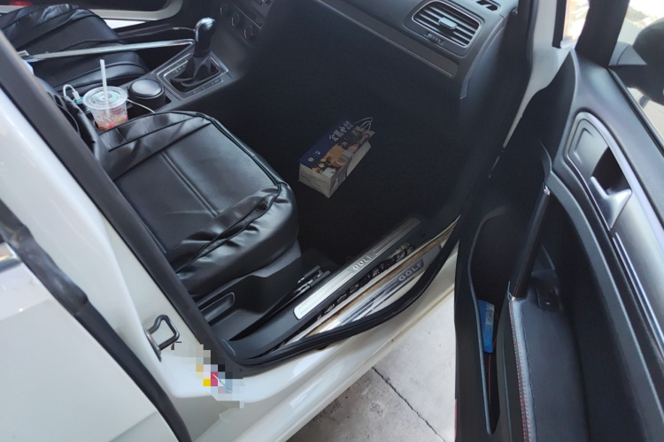 大众 高尔夫 2015款 1.4TSI 自动舒适型局部细节9005