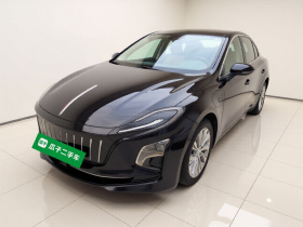 红旗E-QM5 2022款 431km 充电乐享版