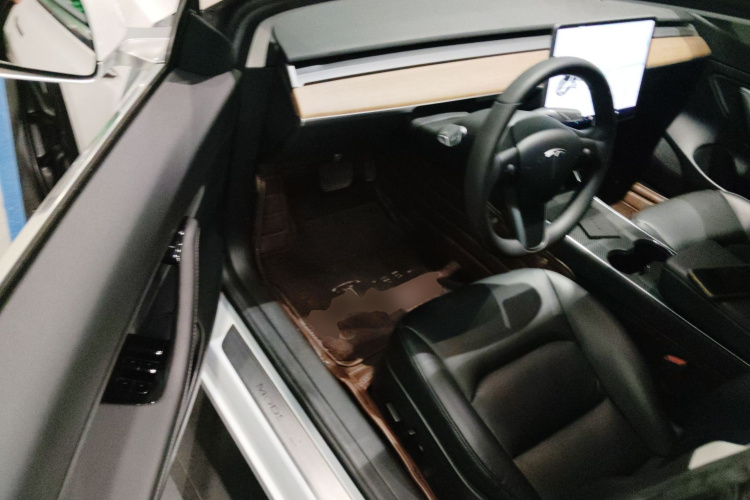 特斯拉 Model 3 2020款 改款 标准续航后驱升级版中控内饰7003