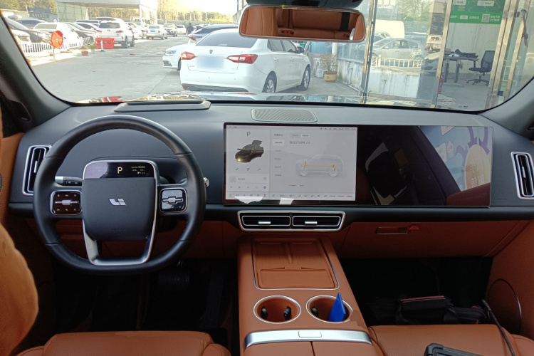 理想汽车 理想L7 2024款 MAX中控内饰7002
