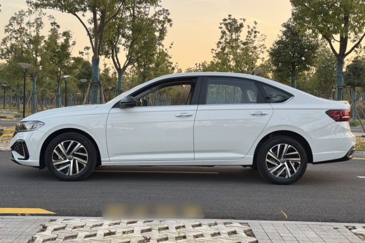 大众 朗逸 2024款 300TSI DSG星空领先版车身外观6004