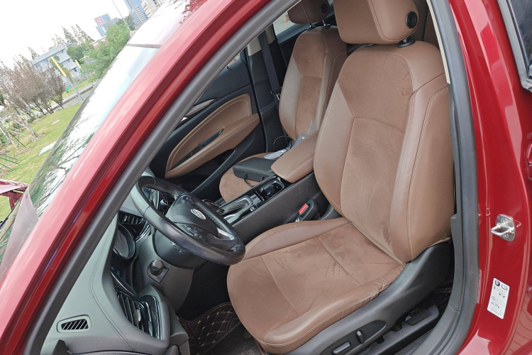 别克 君威 2019款 20T 精英型 国VI局部细节19