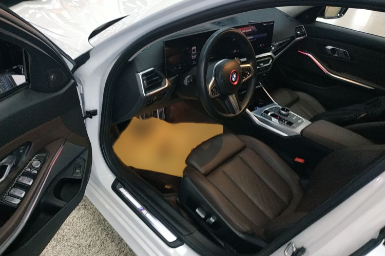 宝马3系 2023款 325Li M运动曜夜套装局部细节19