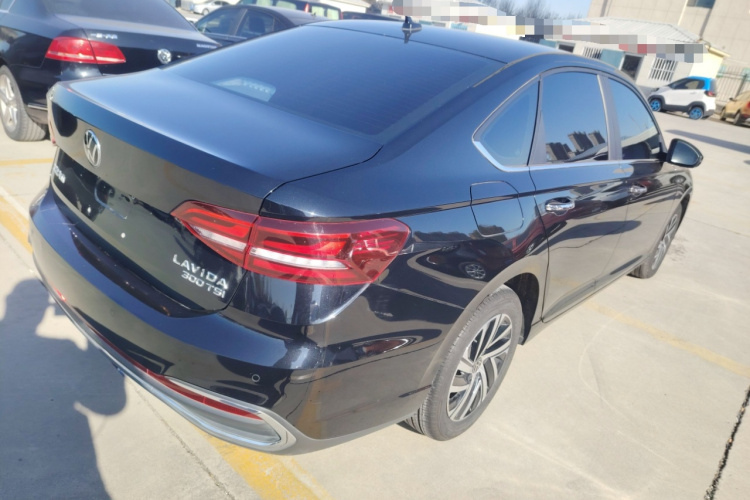 大众 朗逸 2024款 300TSI DSG满逸版车身外观7