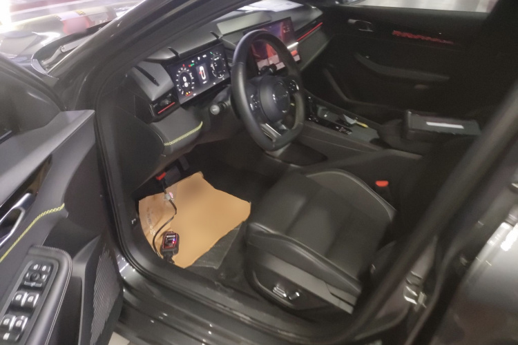 领克03 2023款 1.5TD DCT劲Pro中控内饰20