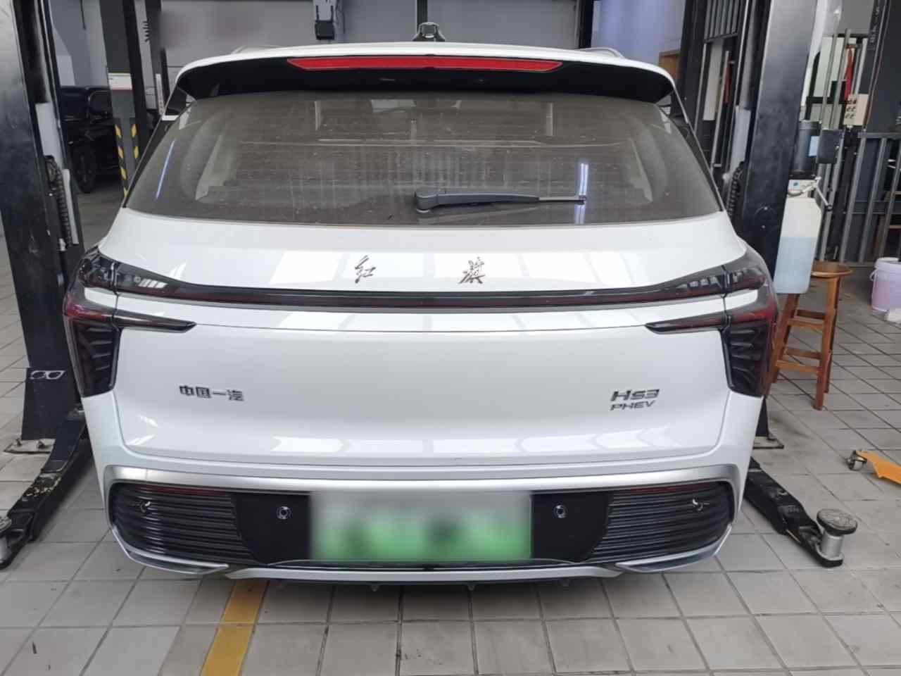 红旗HS3 PHEV 2024款 115km 劲为版(3)