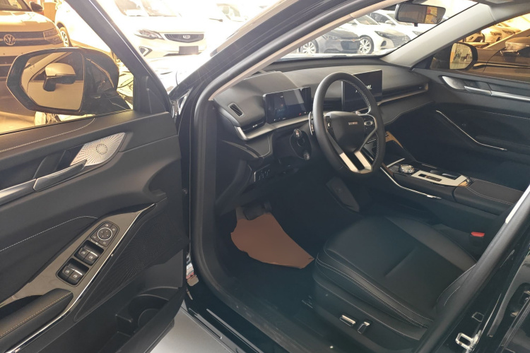 哈弗H6 2021款 第三代 1.5T 自动两驱Max中控内饰20