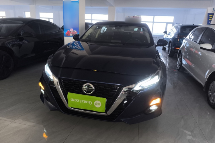 日产 天籁 2019款 2.0L XL Upper 智行版车身外观2