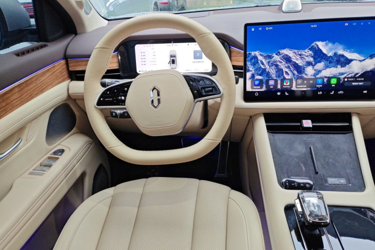 鸿蒙智行 问界M7 2024款 1.5T 后驱Plus版 5座中控内饰13