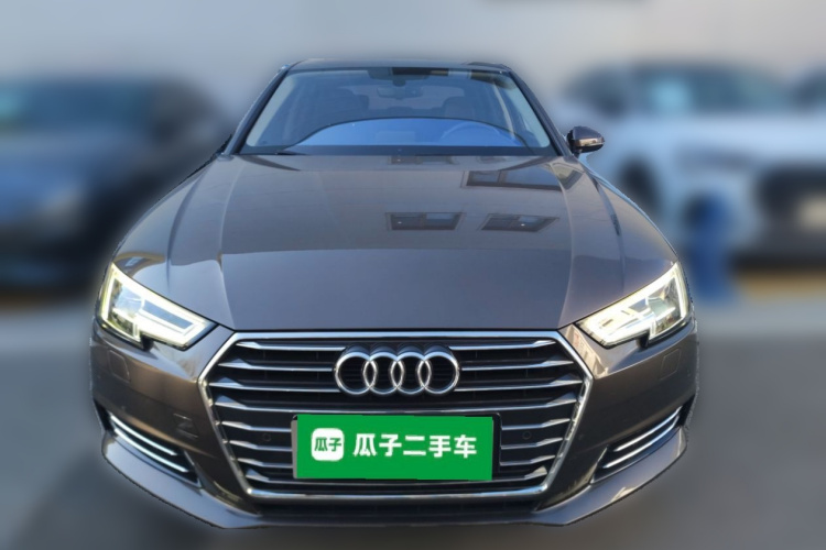 奥迪A4L 2018款 30周年年型 40 TFSI 进取型车身外观2