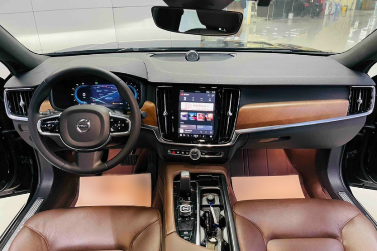 沃尔沃S90 2024款 B5 智逸豪华版中控内饰7003