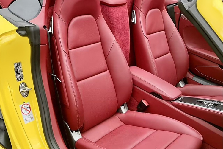 保时捷718 2022款 Boxster 2.0T中控内饰7003